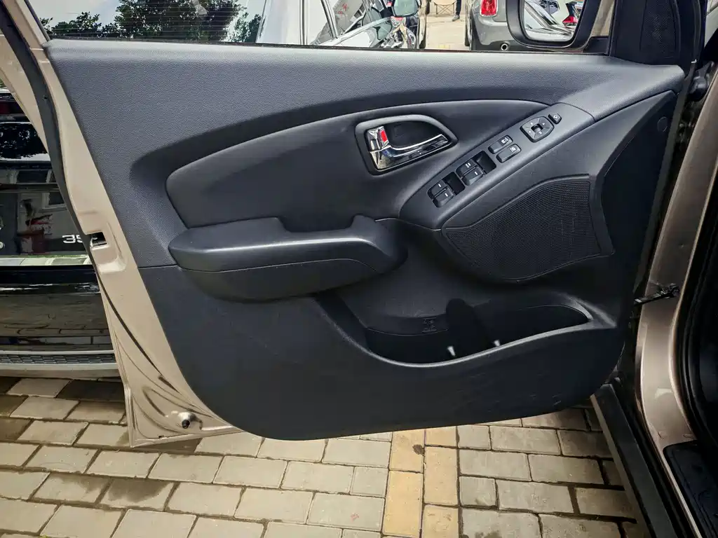 Hyundai ix35 2016 — фото 14