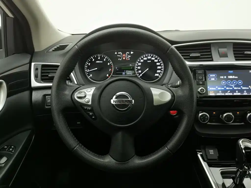 Nissan Sylphy 2018 — фото 11