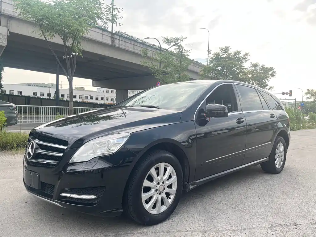 Mercedes-Benz R-Class 2016