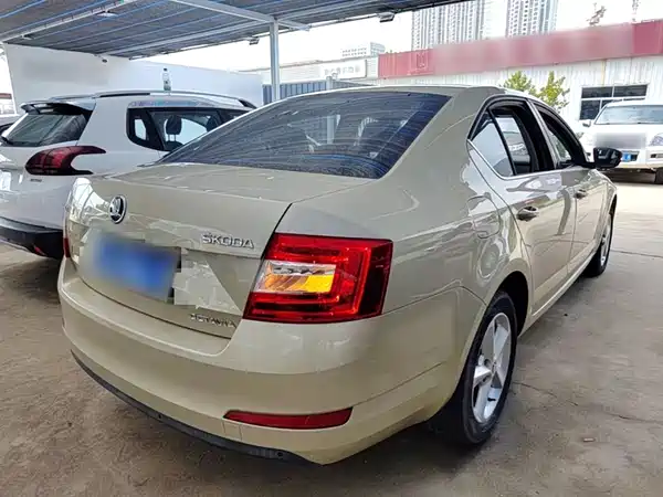 Skoda Octavia 2015