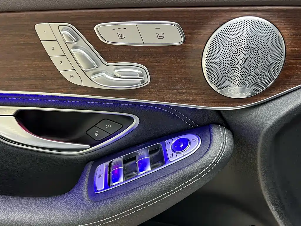 Mercedes-Benz GLC 2020 — фото 18