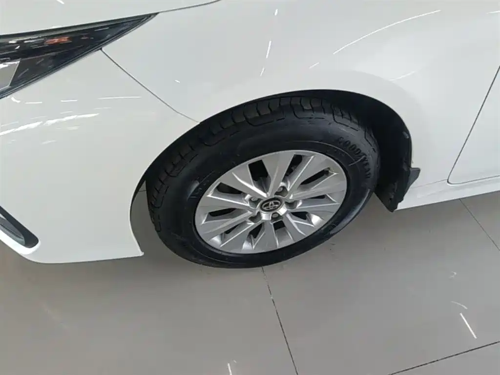 Toyota Corolla 2020 — фото 23