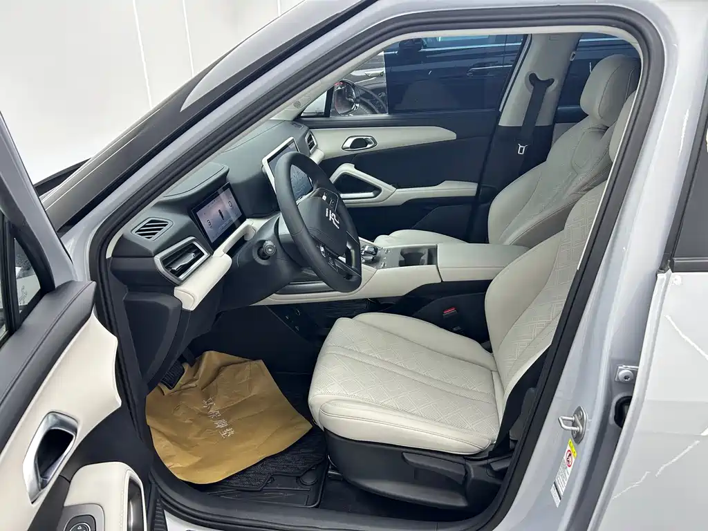 BYD Yuan UP 2025