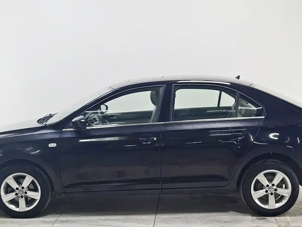 Volkswagen Santana 2013