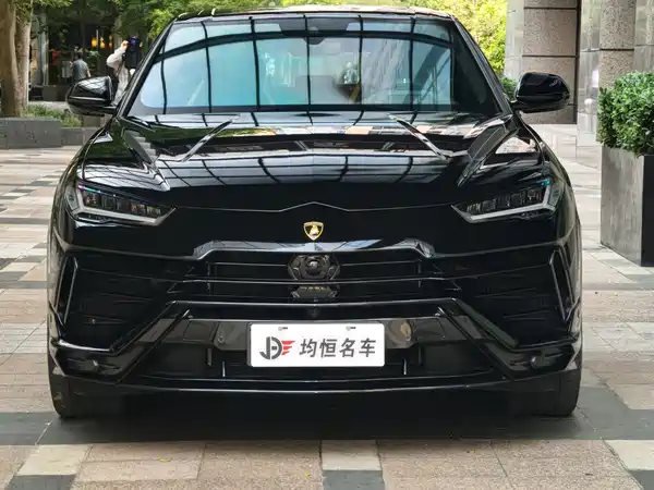 Lamborghini Urus 2024