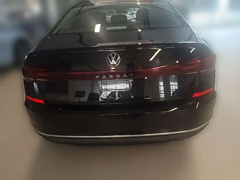 Volkswagen Passat 2025 — фото 10