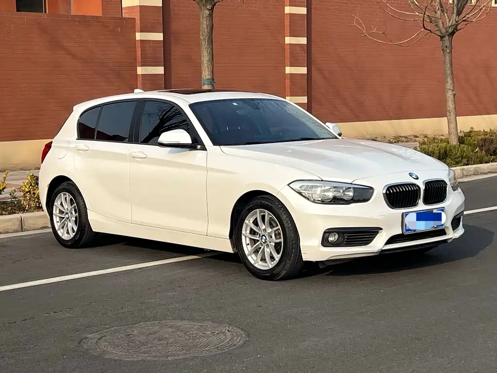 BMW 1 Series 2017 — фото 7