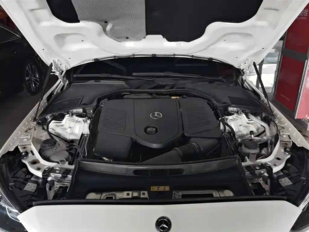 Mercedes-Benz C-Class 2024 — фото 20