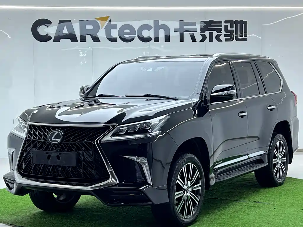 Lexus LX 2019 — фото 1