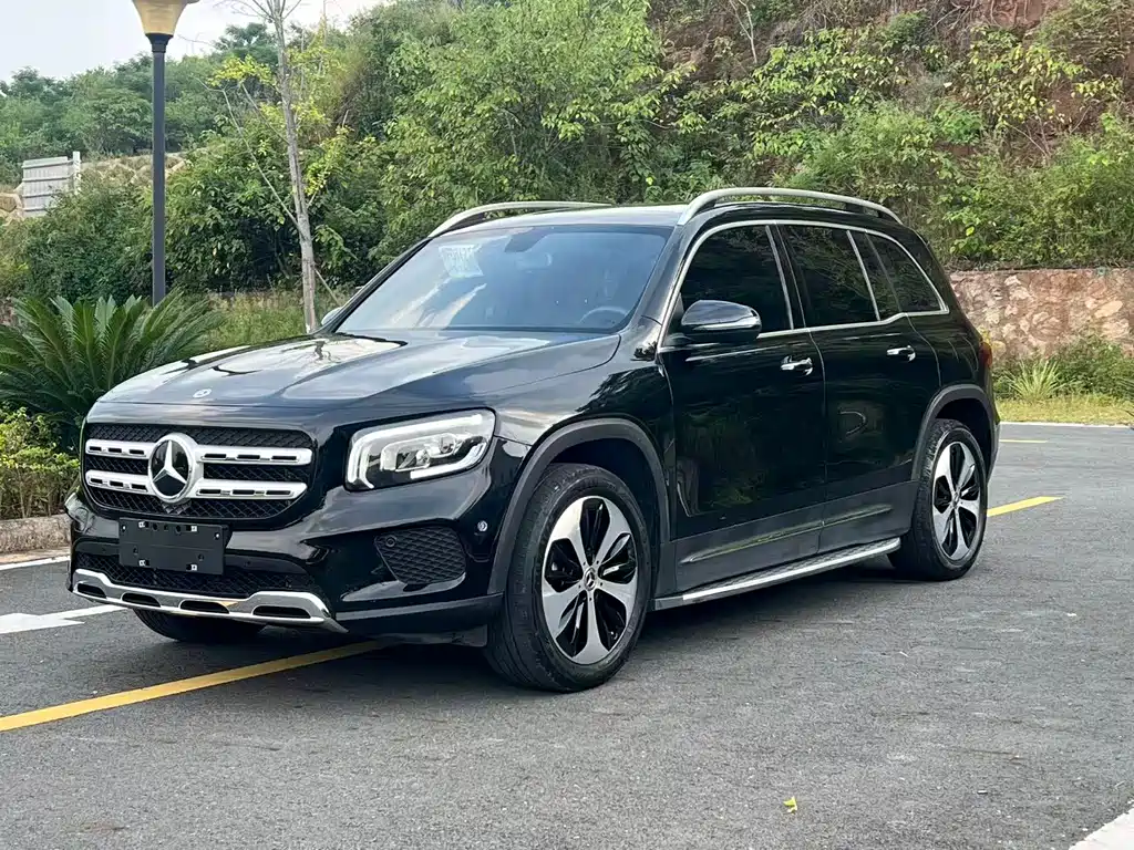 Mercedes-Benz GLB 2021