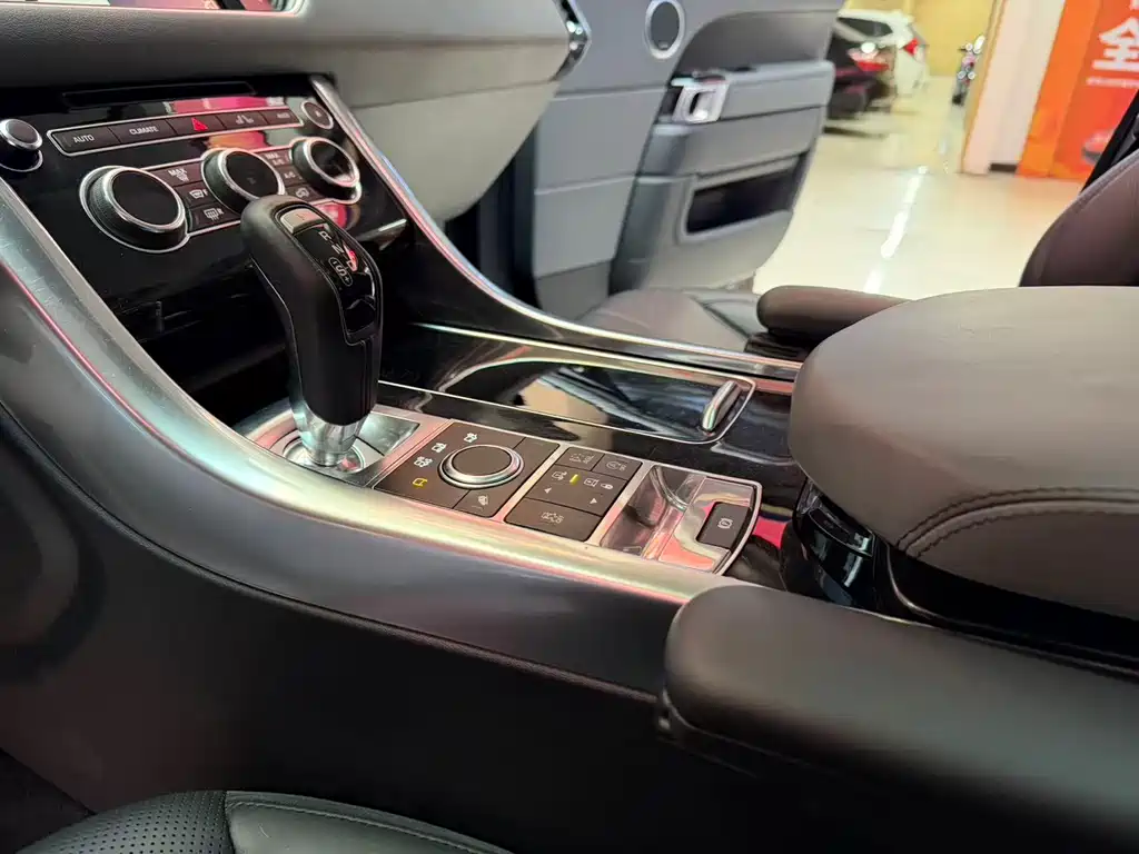 Land Rover Sport 2015 — фото 17