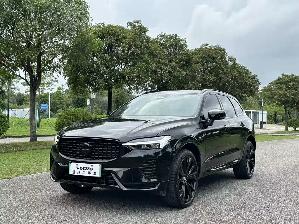 Volvo XC60 PHEV 2025