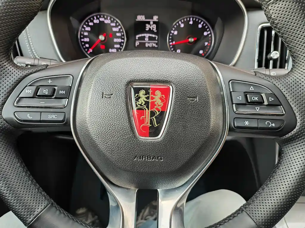 Roewe RX5 2018 — фото 15