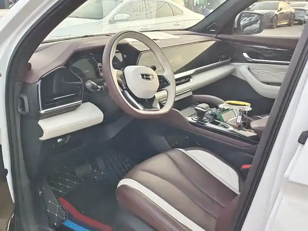Geely Xingyue L 2023