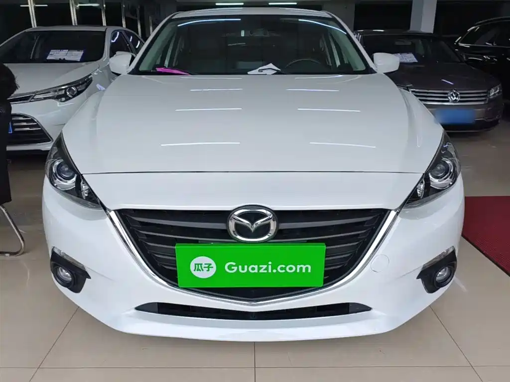 Mazda 3 Axela 2017 — фото 3