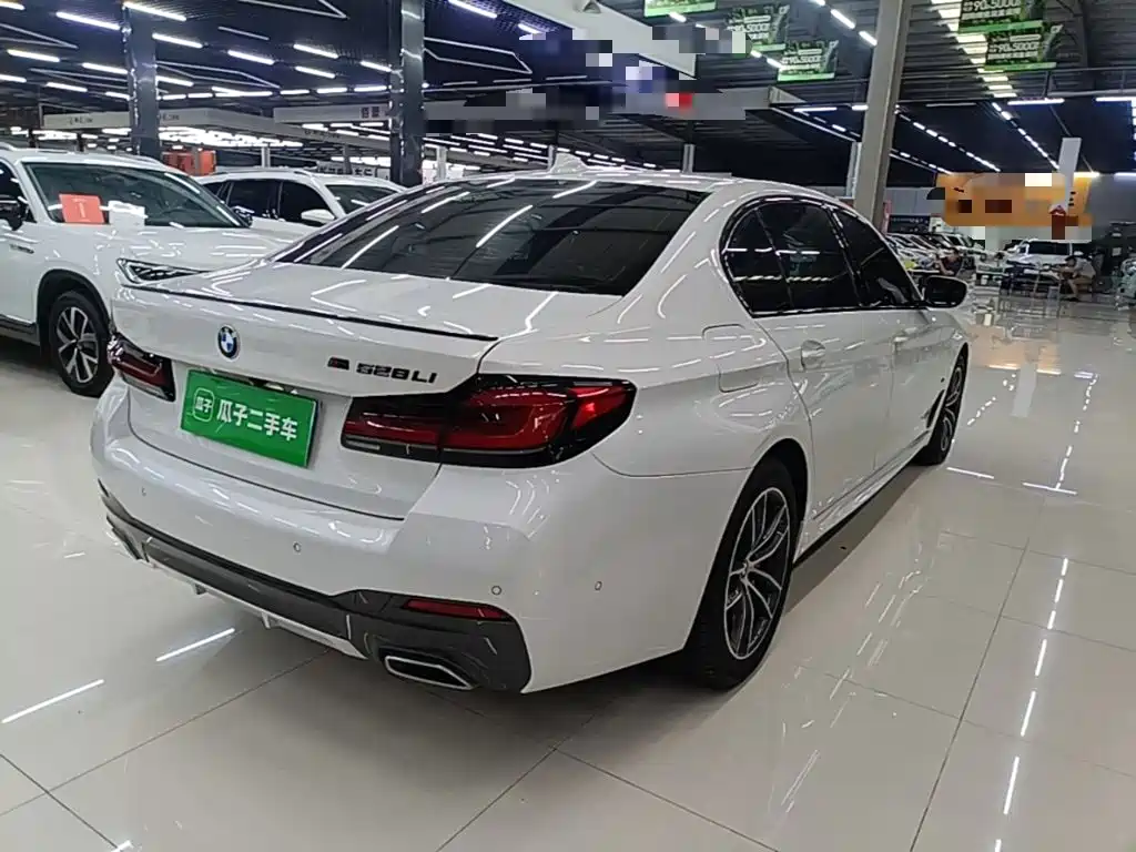 BMW 5 Series 2021