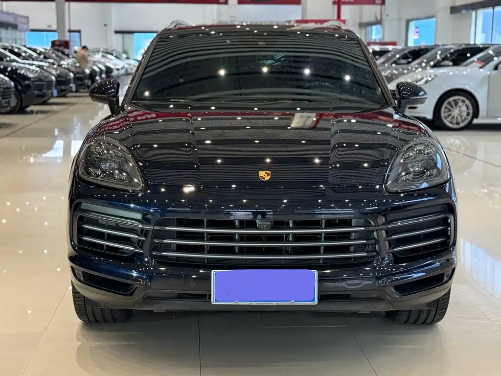 Porsche Cayenne 2022