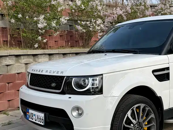 Land Rover Range Rover Sport 2011