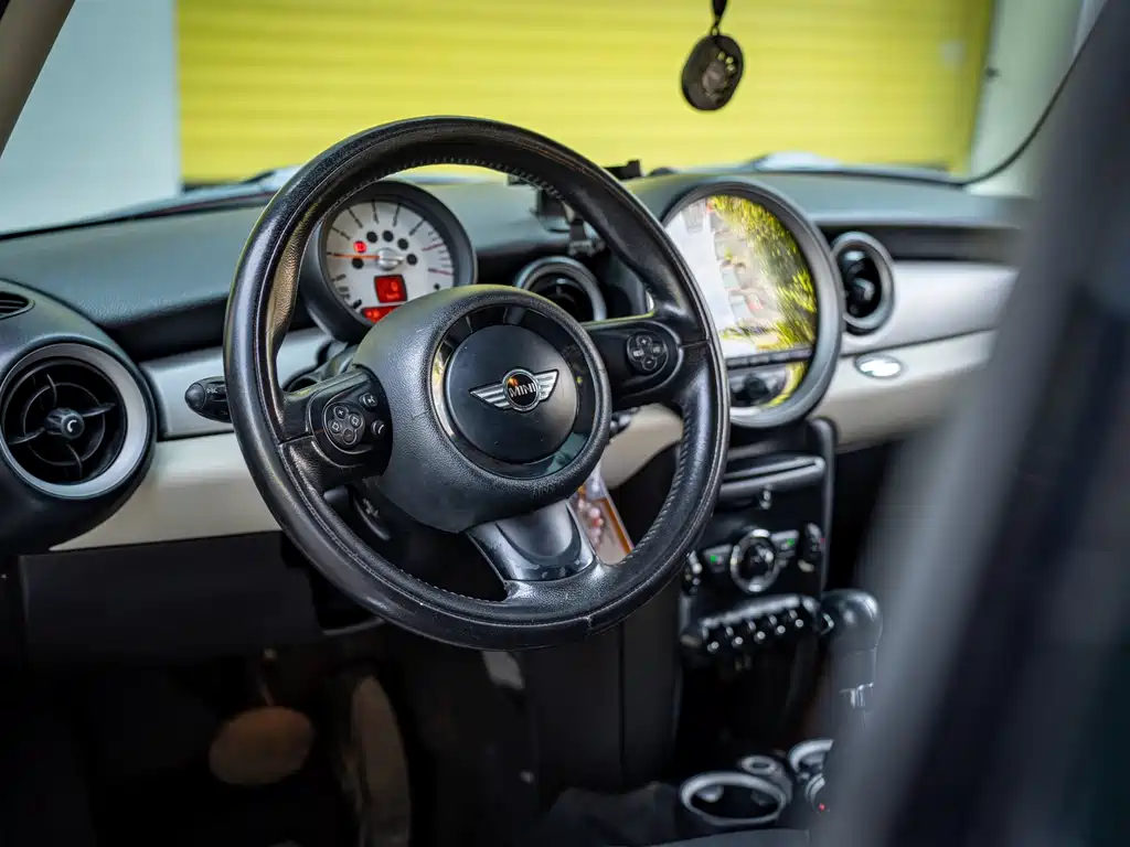 MINI Clubman 2011 — фото 11
