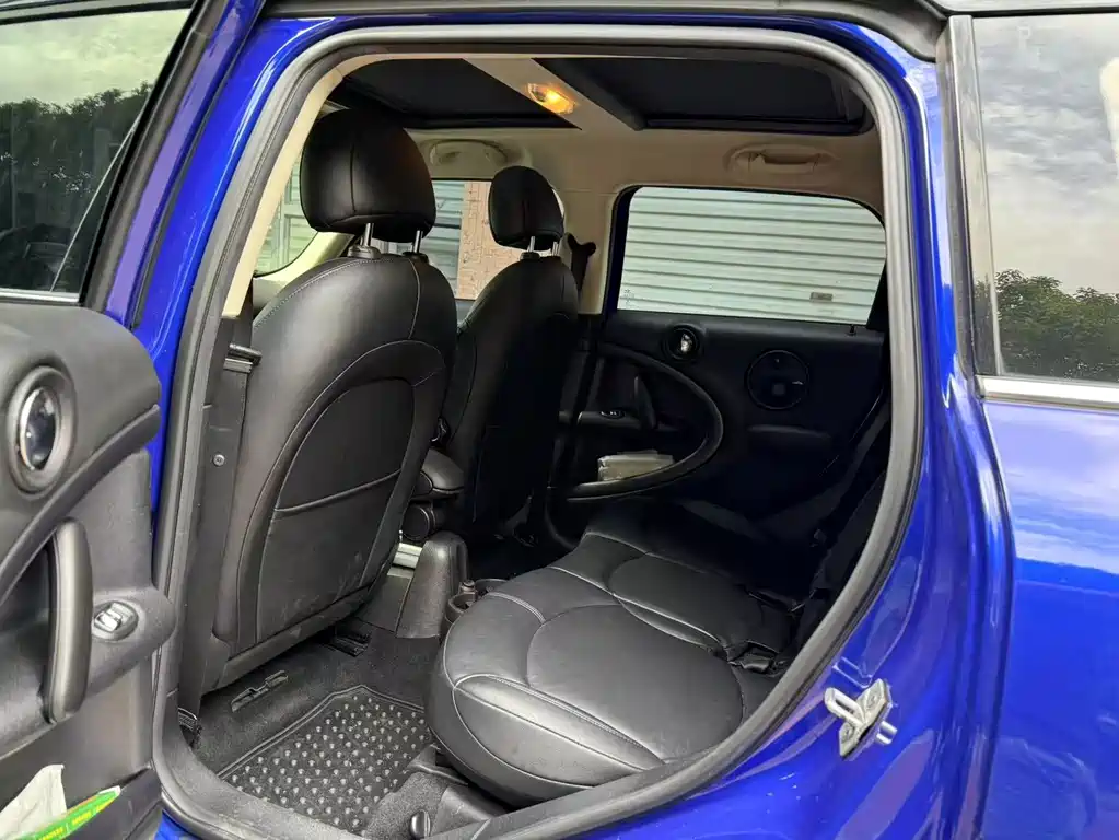 MINI Countryman 2016 — фото 10