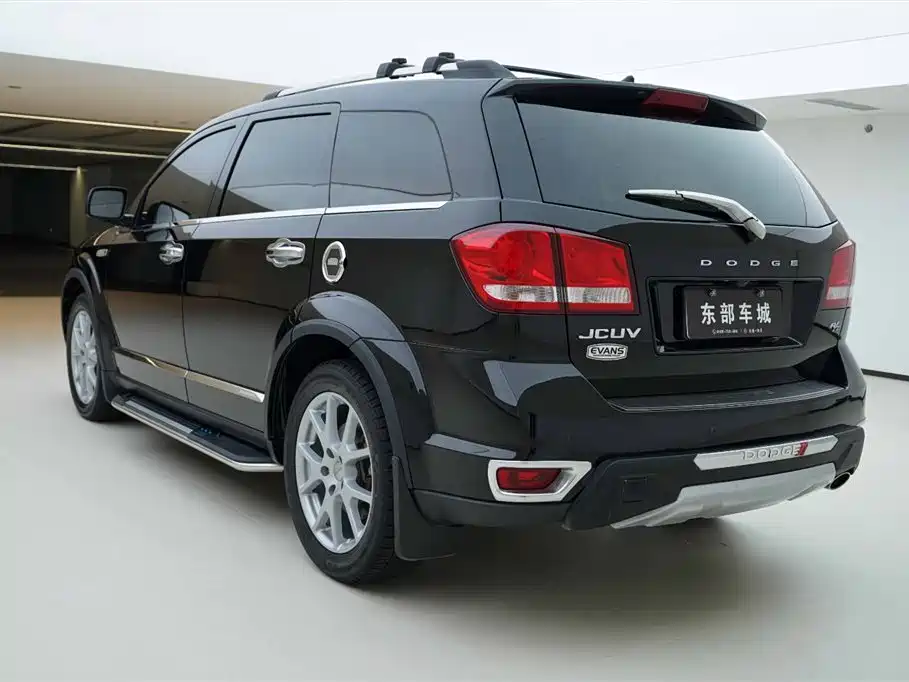 Dodge Journey 2015 — фото 4