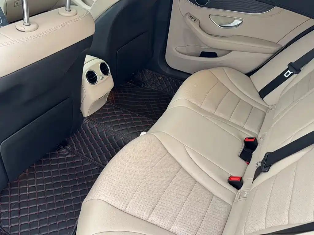 Mercedes-Benz C-Class 2015