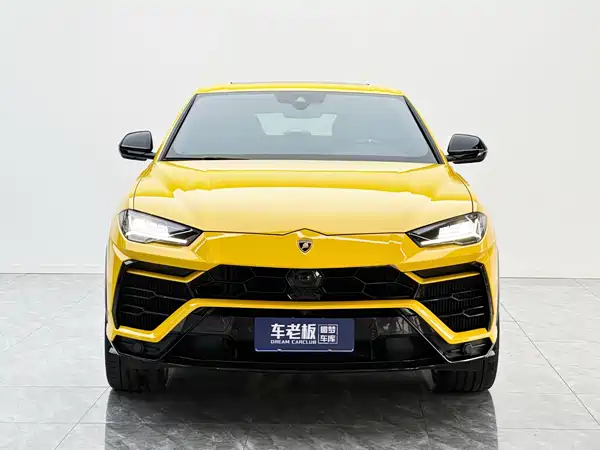 Lamborghini Urus 2021