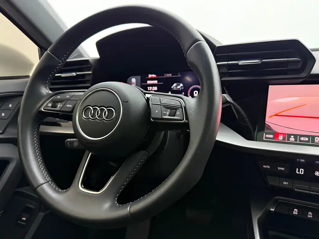 Audi A3 2021 — фото 10