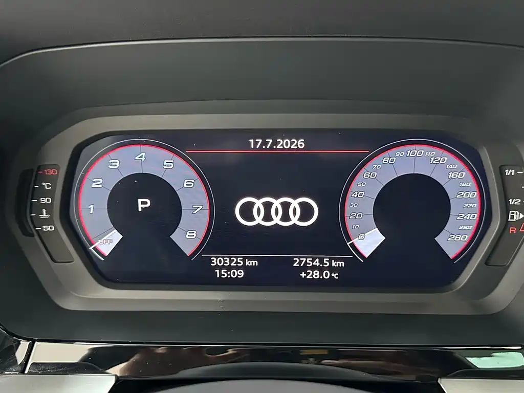Audi A3 2023 — фото 13