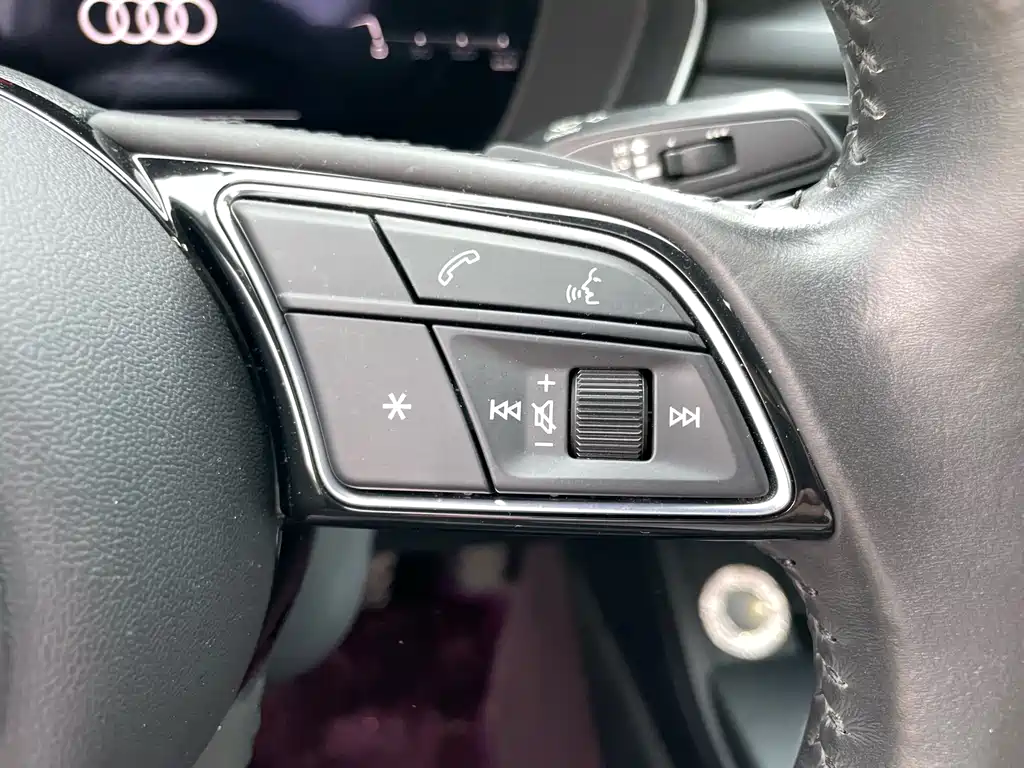Audi A4L 2021 — фото 14