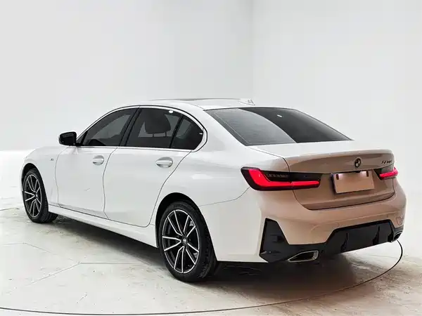 BMW 3 Series 2023