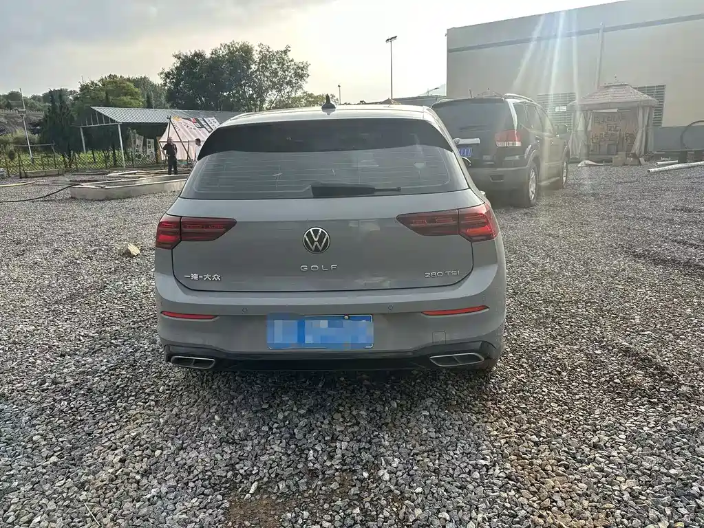 Volkswagen Golf 2023