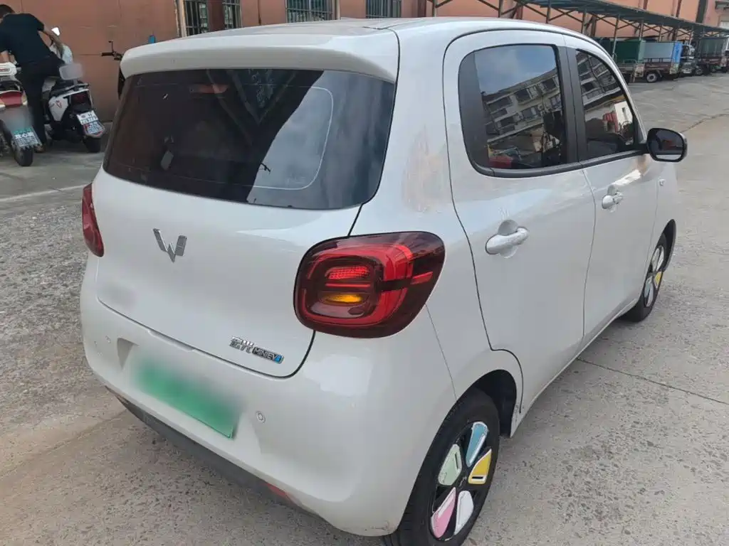 Wuling Hongguang MINIEV 2025