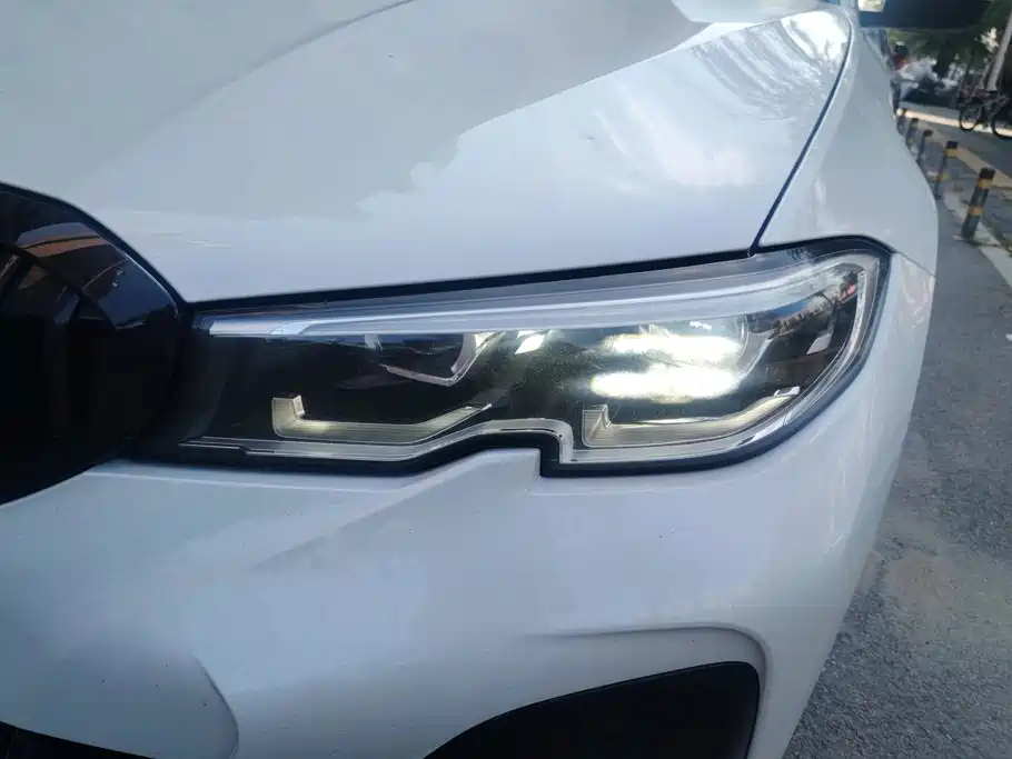 BMW 3 Series 2022