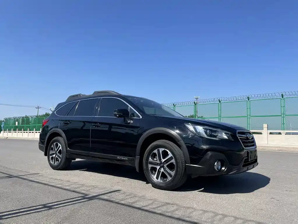 Subaru Outback 2018 — фото 3