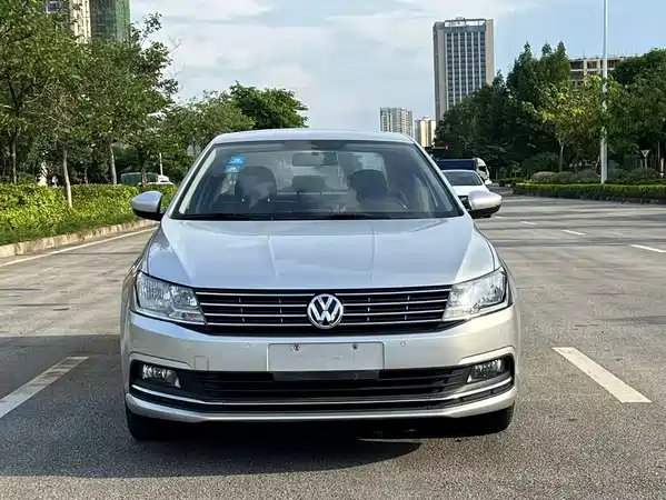 Volkswagen Lavida 2016