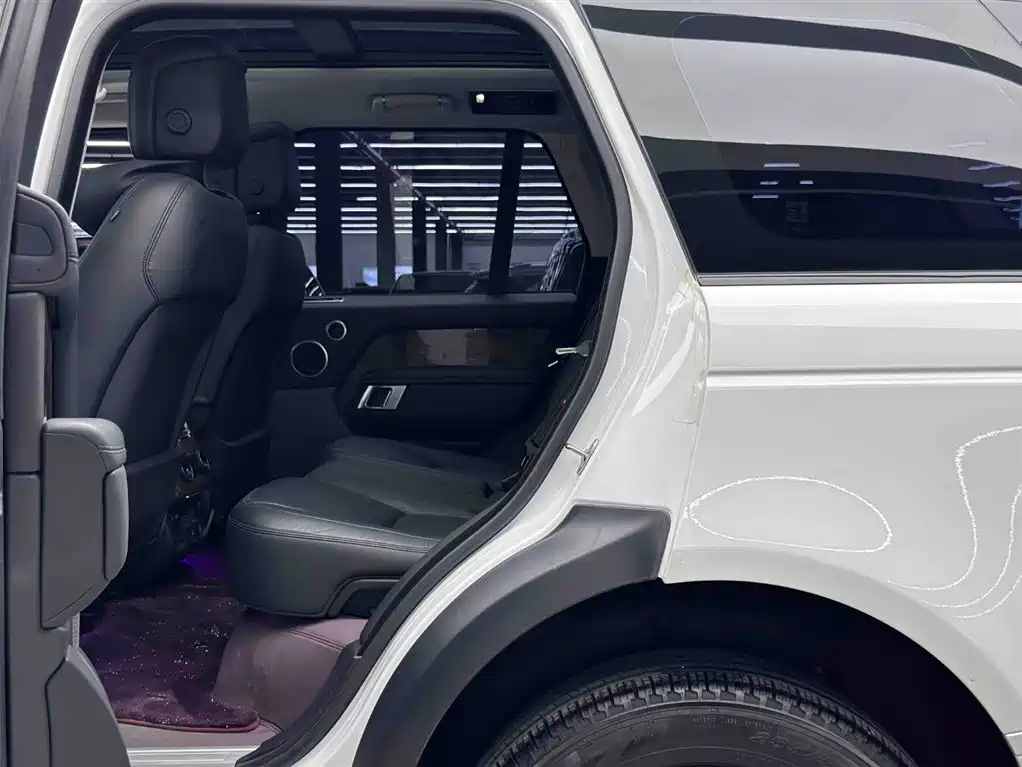 Land Rover Range Rover 2019 — фото 9