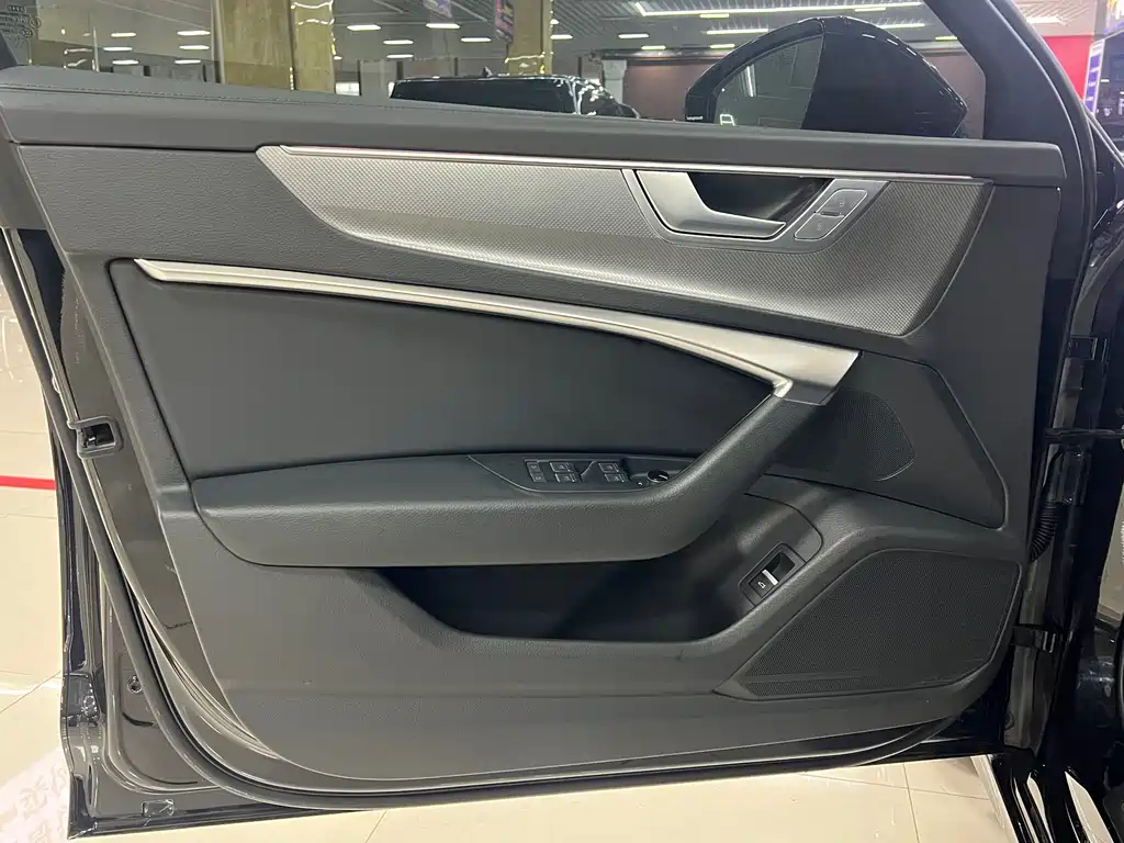 Audi A6L 2024