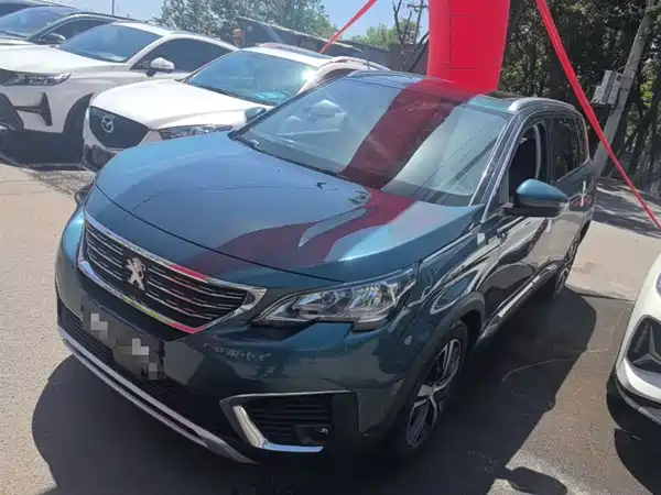 Peugeot 5008 2017