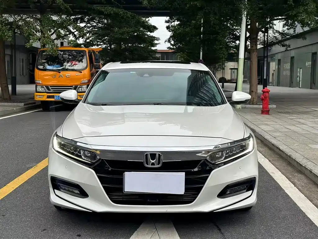 Honda Accord 2020 — фото 2