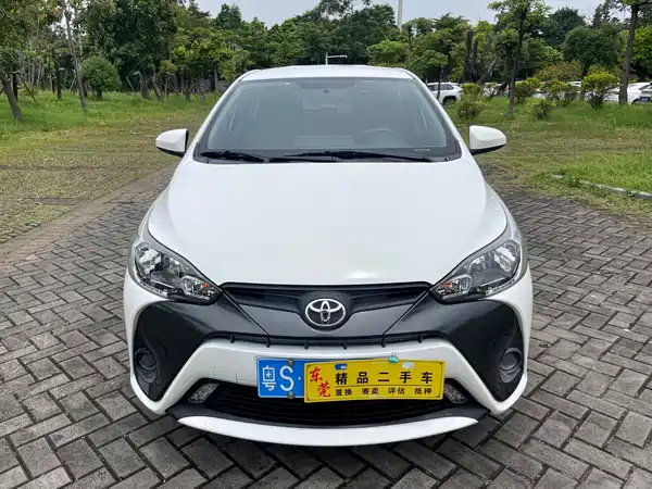 Toyota Yaris L 2019