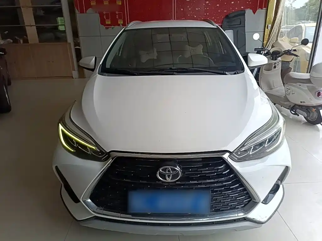 Toyota Yaris L 2020