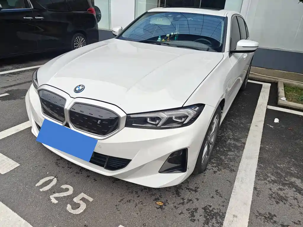 BMW i3 2023