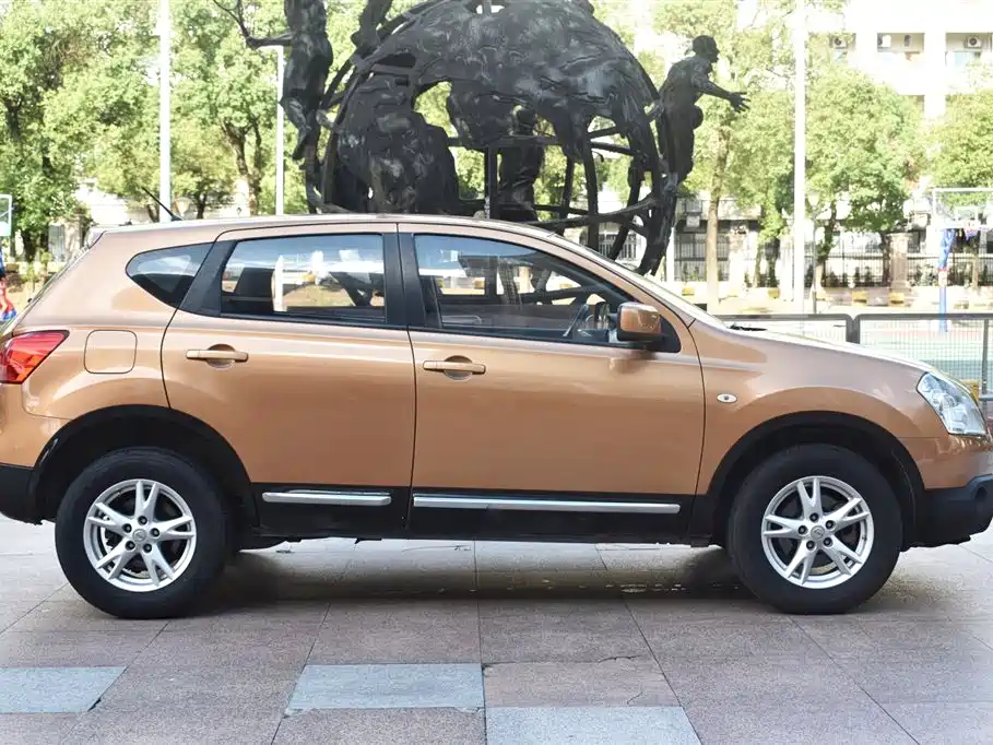 Nissan Qashqai 2014 — фото 4
