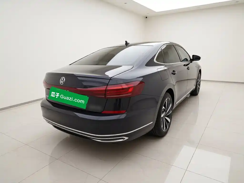 Volkswagen Passat 2023