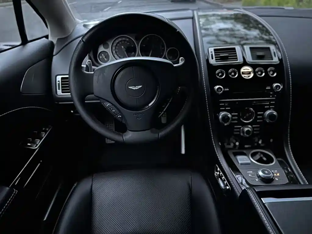 Aston Martin Rapide 2013 — фото 7