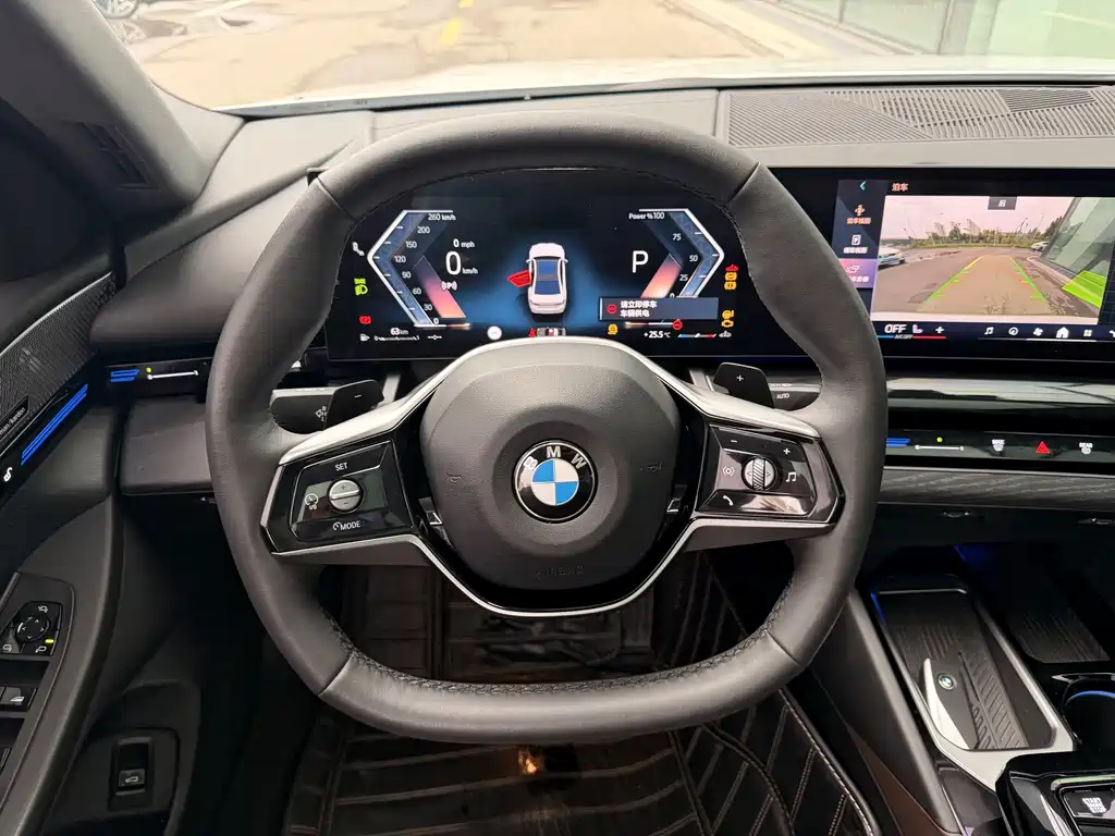BMW 5 Series 2024 — фото 14