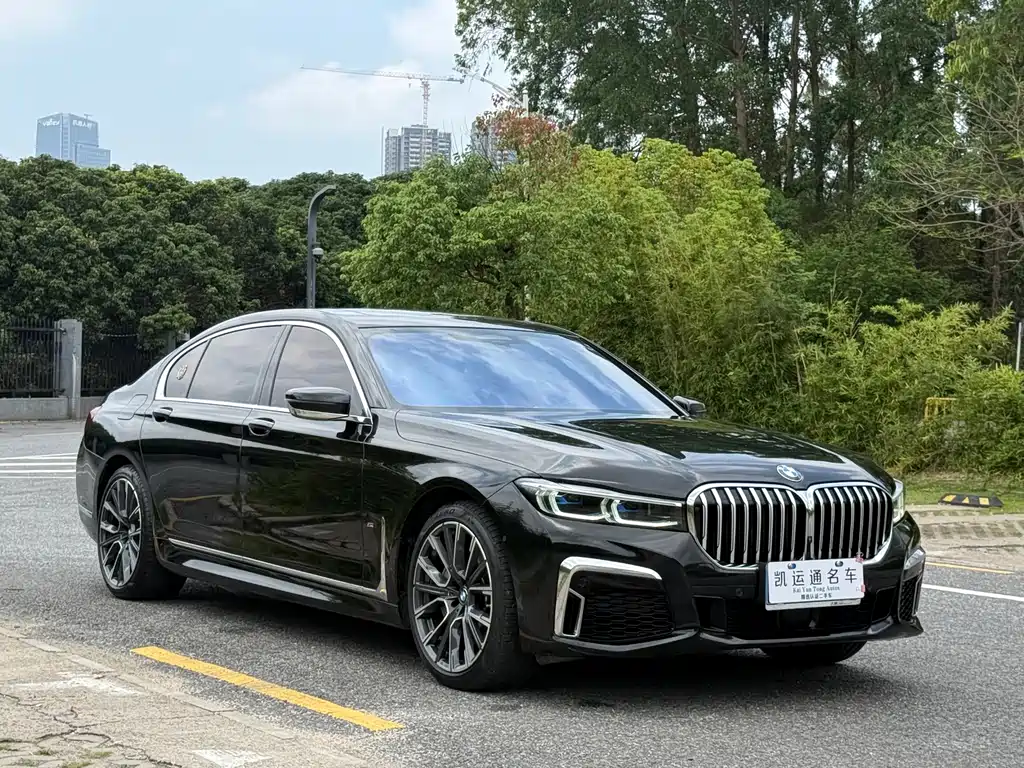 BMW 7 Series 2023 — фото 3