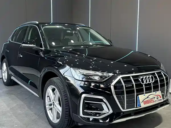 Audi Q5L 2022