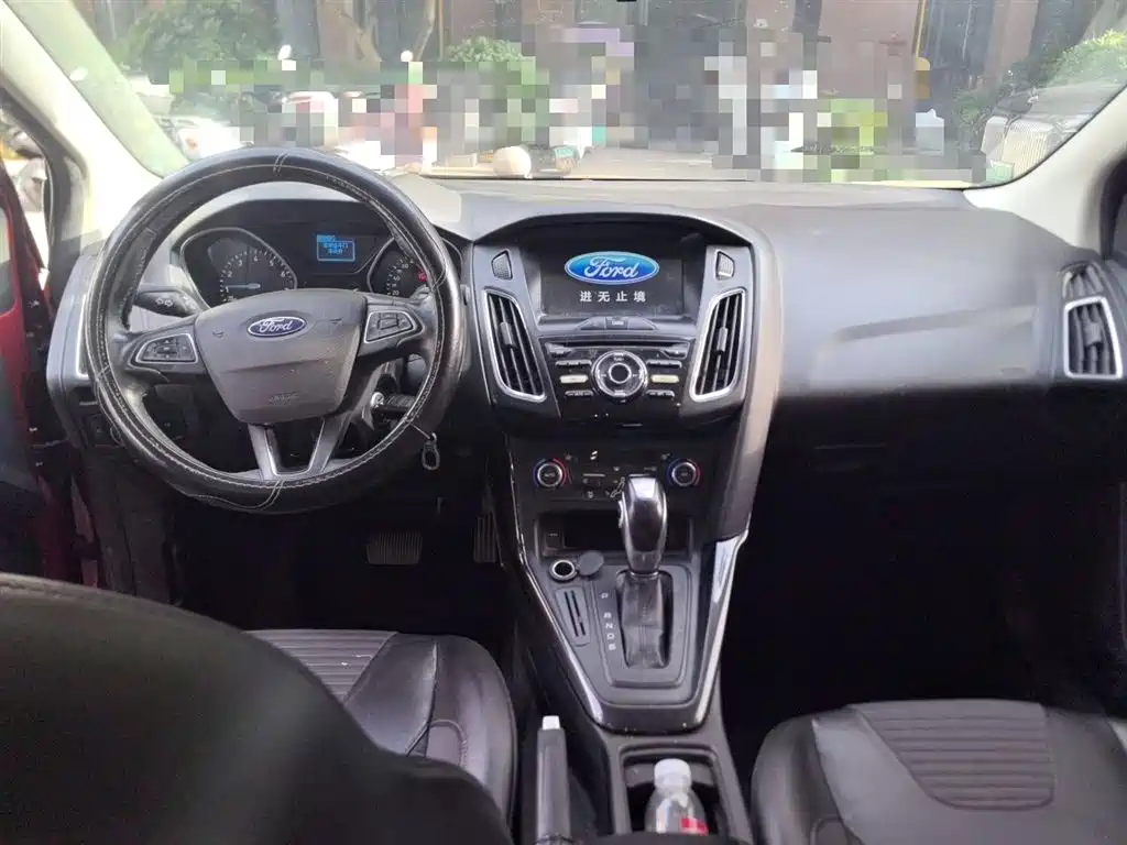 Ford Focus 2017 — фото 13